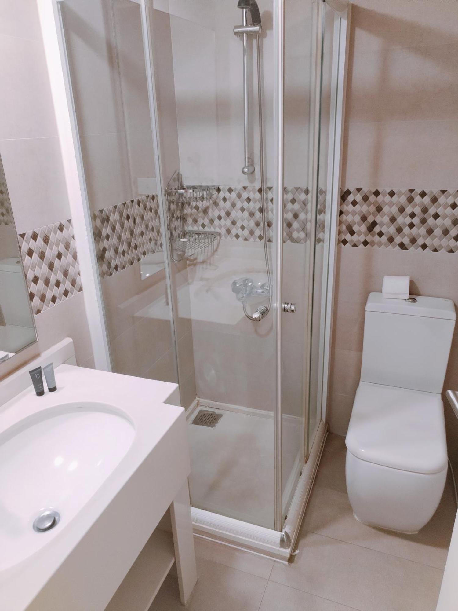ג'ונייה Mateus Hotel & Pool מראה חיצוני תמונה