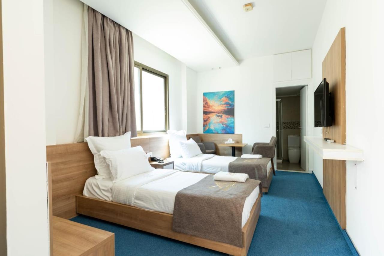 ג'ונייה Mateus Hotel & Pool מראה חיצוני תמונה