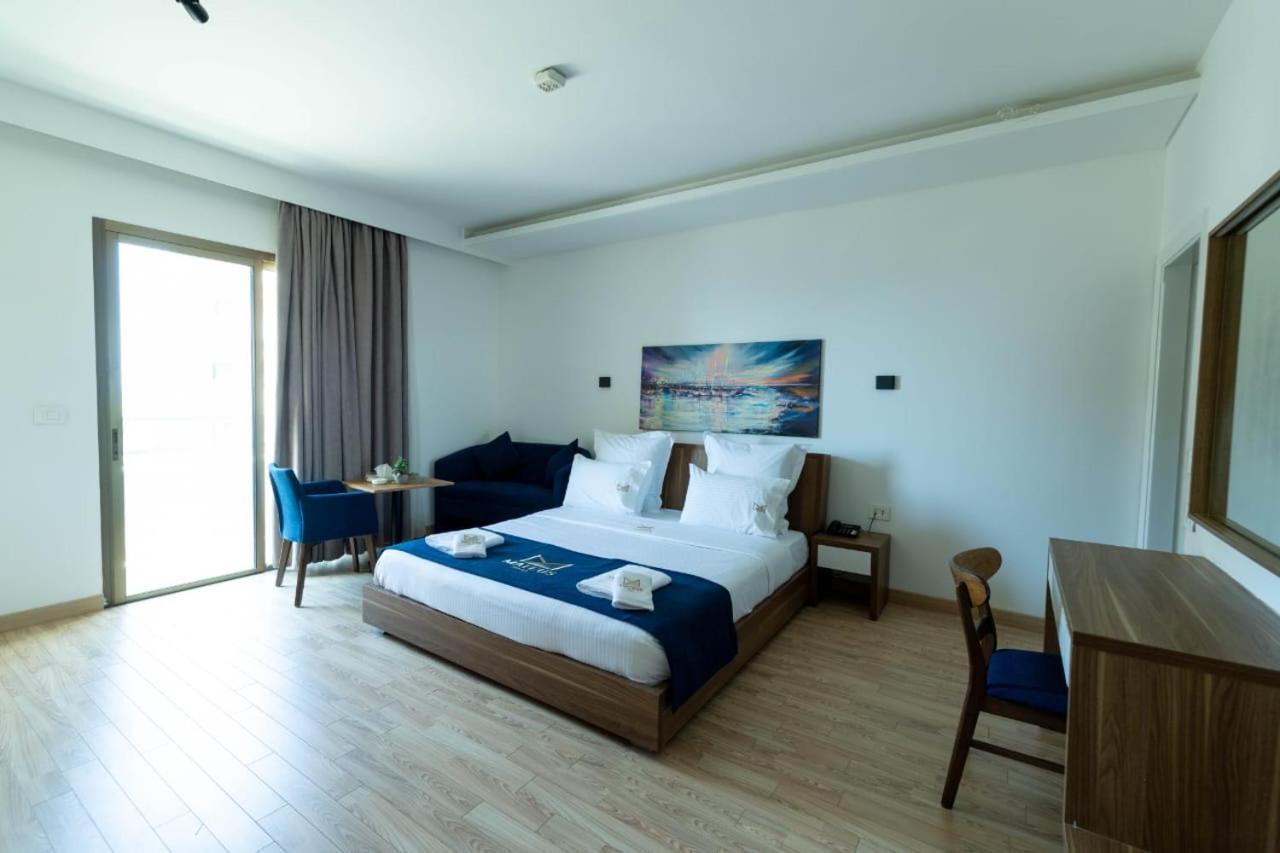 ג'ונייה Mateus Hotel & Pool מראה חיצוני תמונה